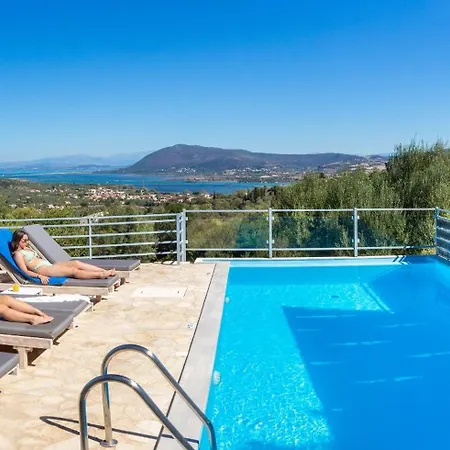 Луксозна вила Aloni Sea View Katouna